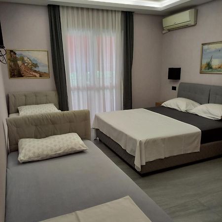 Apartments Grabovica บาร์ ภายนอก รูปภาพ