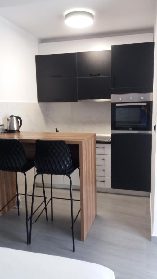 Apartments Grabovica บาร์ ภายนอก รูปภาพ